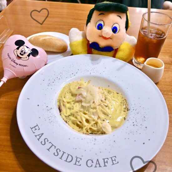 disneyland-eastsidecafe