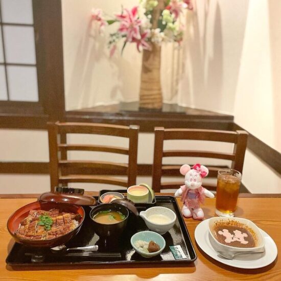 disneyland-restauranthokusai