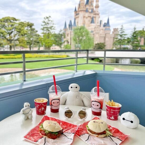 disneyland-tommorowlandterrace