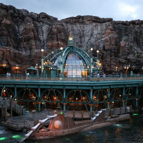 disneysea-nautilus-galley
