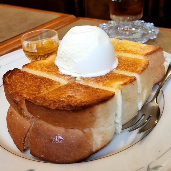 tokyo-morning-derkoffer.cafe