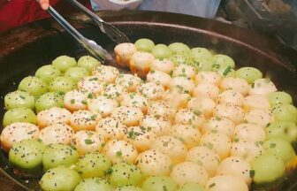 横浜中華街食べ歩き記事のアイキャッチ画像